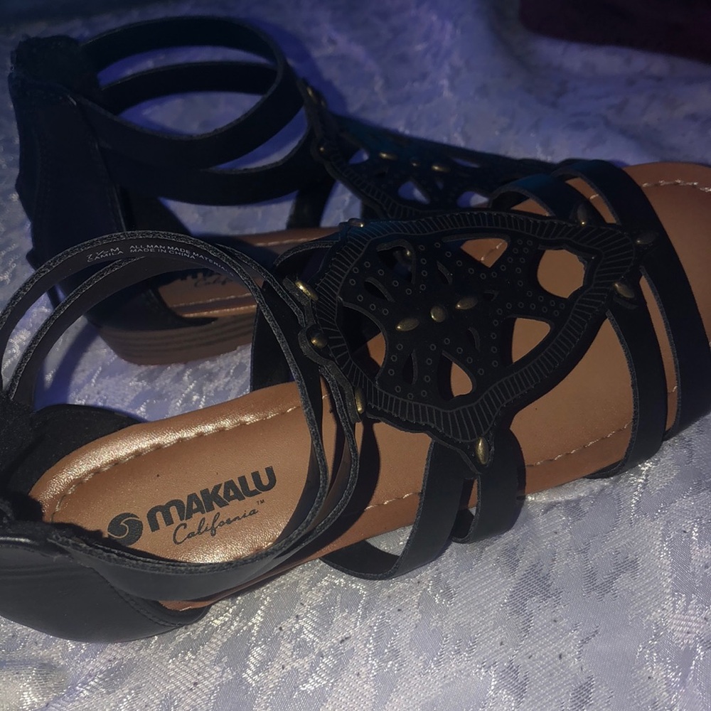 Women’s 7 1/2 Sandals Black